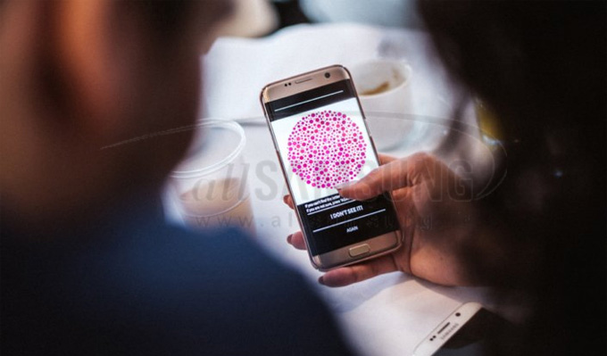 نوآوری جدید سامسونگ برای از بین بردن کوررنگی با اپلیکیشن seecolors