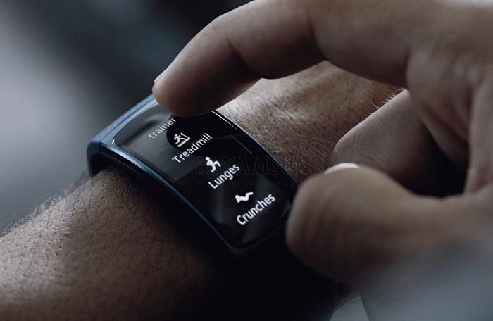 معرفی ساعت جدید سامسونگ با عنوان Gear Fit Pro 2 به همراه گوشی گلکسی نوت 8 