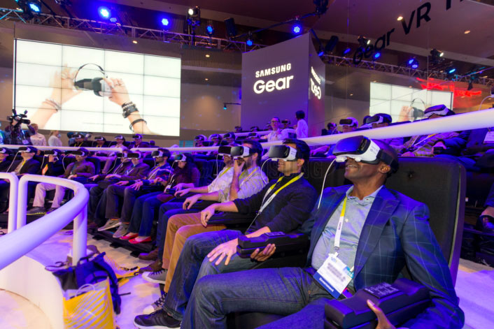 سیستم 4D Gear VR سامسونگ، تجربه جدید هیجان و سرگرمی و بازی 