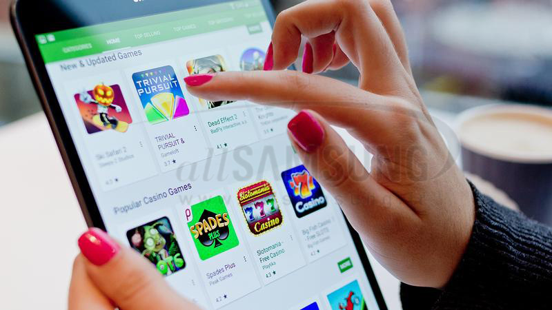 تبلت سامسونگ گلکسی Tab S3 سامسونگ، به همراه قلم S Pen عرضه می شود