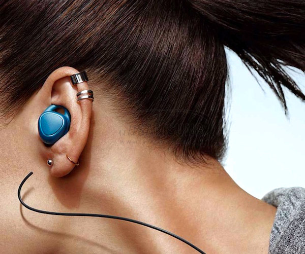 تجربه بی نظیر لذت موسیقی در هدفون های وایرلس Gear IconX سامسونگ