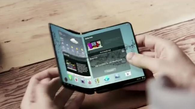 عرضه دیوایس هوشمند تاشو سامسونگ، گوشی گلکسی ایکس با سه نمایشگر OLED