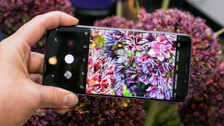 مقایسه سیستم اسکن هوشمند گوشی های سامسونگ و تکنولوژی  Face ID اپل