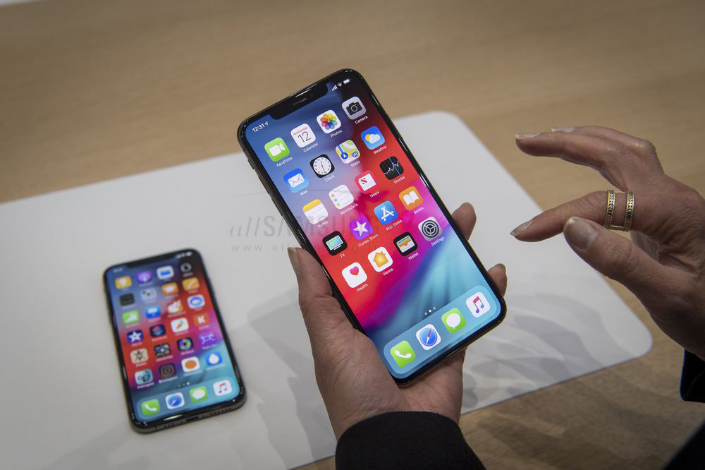 مقایسه ویژگی های گلکسی نوت 9 و آیفون جدید Xs Max اپل با قابلیت های متفاوت 