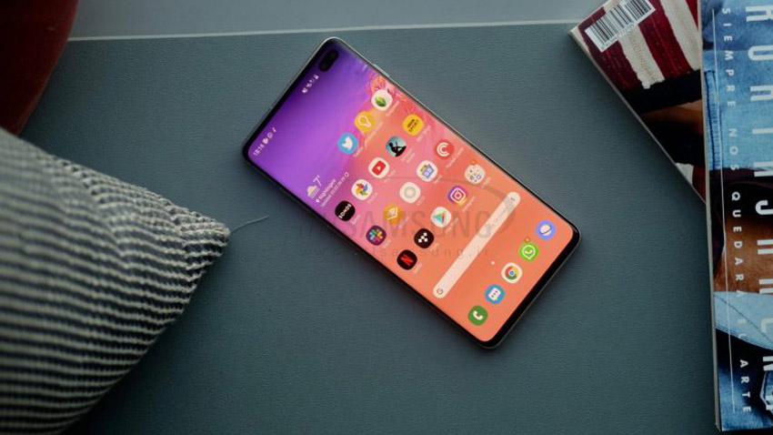 گلکسی اس 10 یا آیفون XS؟ مقایسه ویژگی ها و قابلیت های دو گوشی برتربرندها